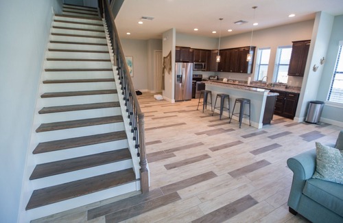 Port Canaveral House | One block to beach. 3 bdrm/3.5 baths, many beach items, longboard, pickleball