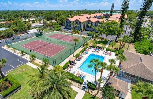 Siesta Key Apartment | Our House at the Beach 501W By Beachside Management