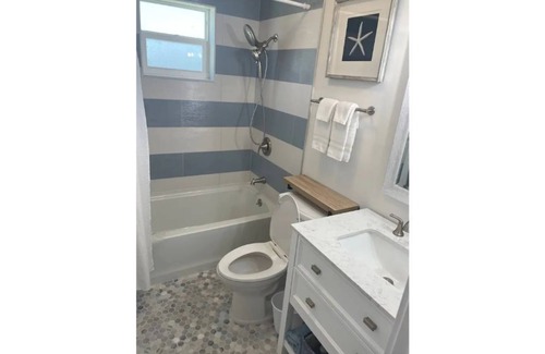 North River Shores House | Palm Lake Cottage