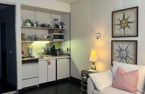 Seaside Apartment | Paris style apt: Sleeps 2/in Heart of Seaside with Private Beach