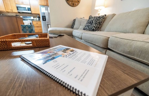 West Pensacola House | Pensacola Poolside Family Retreat w/Hot Tub & Game Room