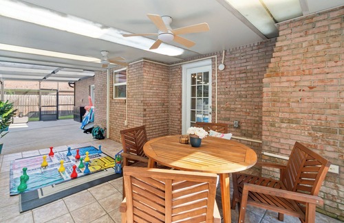 West Pensacola House | Pensacola Poolside Family Retreat w/Hot Tub & Game Room