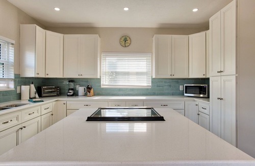 Treasure Island House | Perfect Treasure family vacation 1000 ft to beach