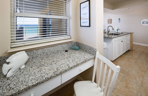 Fort Walton Beach Condo | PI 501: Flip Flop Flats - Spectacular East 5th Floor Corner Unit Memory Maker