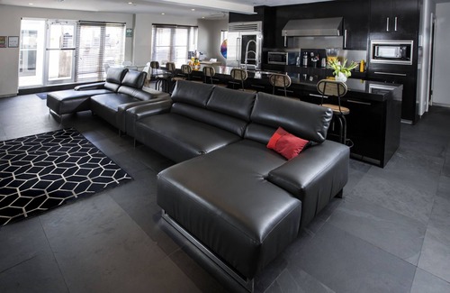 Flamingo/Lummus Hostel | Posh South Beach Hostel