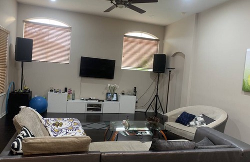 Greater Northdale Resort | Private room ∙ 1 guest