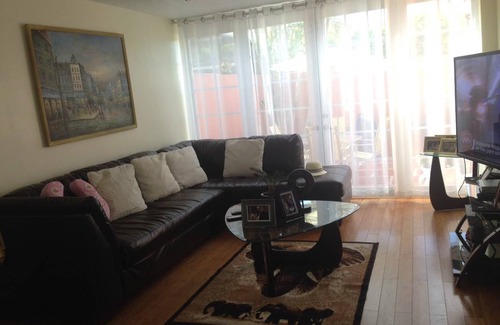 Pembroke Pines Resort | Private room ∙ 4 guests