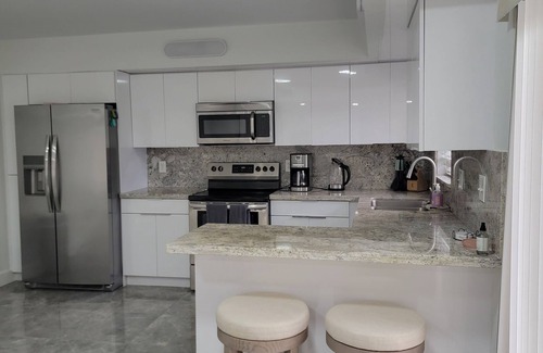 North Lauderdale House | Relax in this quiet and cozy townhouse.Quite neighborhood close to shops,dining.