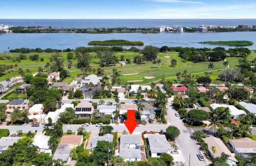 Palm Beach - West Palm Beach House | Sabal Palm Vacation Homes