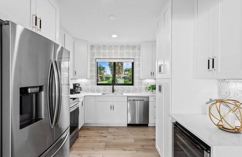 Hallandale Beach House | Saltwater Jacuzzi~Outstanding Location~Near Beach+Casino