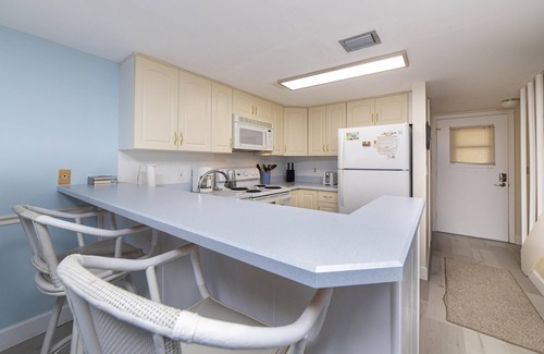 Crescent Beach Condo | Sandpiper 204 - Beachside Livin'