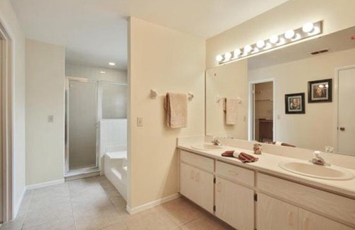 Indian Ridge House | Spacious 3 Bedroom 2 Bathroom Pool Home in Indian Ridge