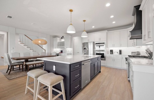 Palm Harbor House | Spacious and Modern Beachfront Home with Direct Beach Access