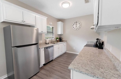 Grand Bay House | Spacious Country Living with Fishing Lake!
