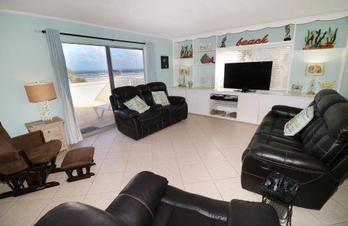 St. Augustine Beach House | Spanish Trace 455