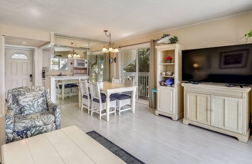 Holiday Isle Condo | SPC 1082 - 2 BR on the golf course - close to the pool by RedAwning