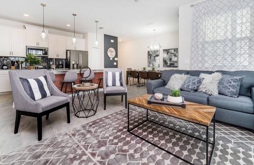 Kissimmee House | Storey Lake Resort 4 Bedroom Townhome Pet Friendly