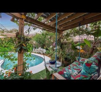 Pompano Beach House | Strawberry Moon