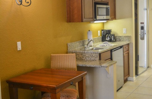 Florida Central Atlantic Coast Apartment | STUDIO AT WESTGATE LAKES RESORT & SPA NEAR DISNEY UNIVERSAL SEA WORLD