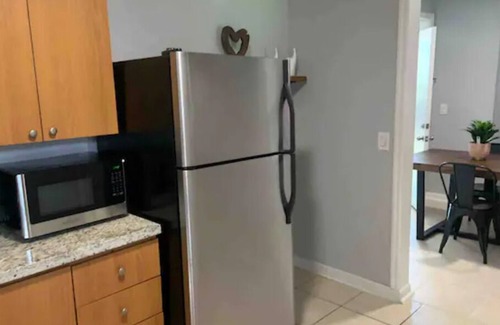 Gladeview House | Summer SPCIAL House near Airport-Beach/Wynwood