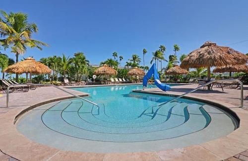 Big Pine Key Resort | Sunshine Key Travel Trailer 10