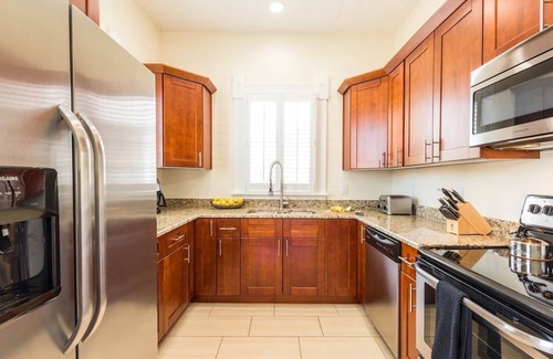Downtown House | *SWEET HOME ANGELITA @ OLD TOWN* Renovated Home Off Duval + LAST KEY SERVICES