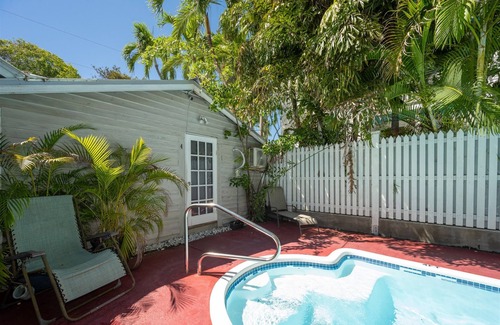 Meadows Condo | The Fleming Suite | 1 bed, 1 bath condo w/shared pool