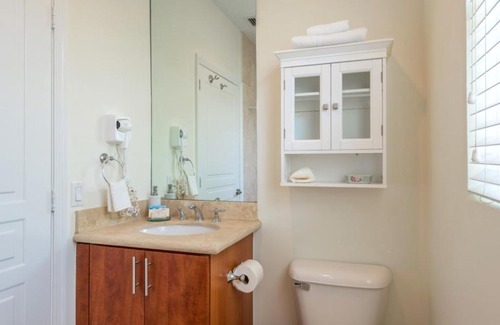 South Pointe Apartment | The Fountain 308 - One Bedroom Condominium