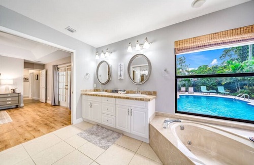 Wellington House | The Great Estate: Polo, Golfing, and Grand Living