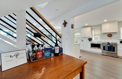 Old Seminole Heights House | The Hideaway - 3 Bed/3.5 Bath on water in Tampa Bay