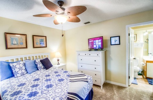 Gulf Lagoon Beach Condo | The Inn at St Thomas 410 - Perfect Affordable Getaway