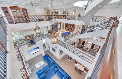 East Fort Lauderdale House | The Modern Castle Canal View Access Rooftop Living Greenhouse VlLLAS