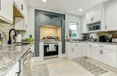Five Points House | The perfect place for relaxing, a family retreat or long-term stay