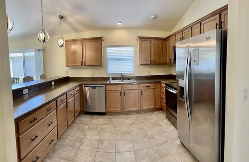 The Villages House | The Village of Hillborough: Courtyard villa 3/2 minutes from Brownwood Square