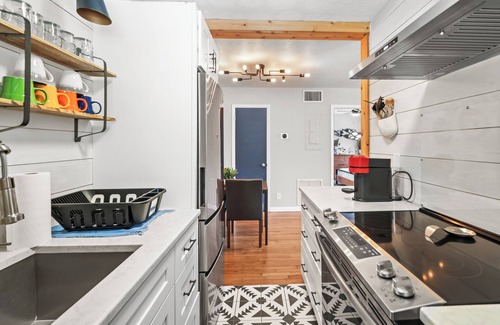 San Marco Apartment | Tranquil 1BR Loft | Heart of San Marco Living