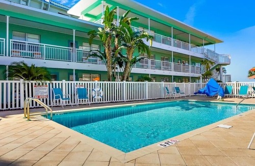 Treasure Island Condo | Tropic Terrace Suite #10 - Beachfront Resort