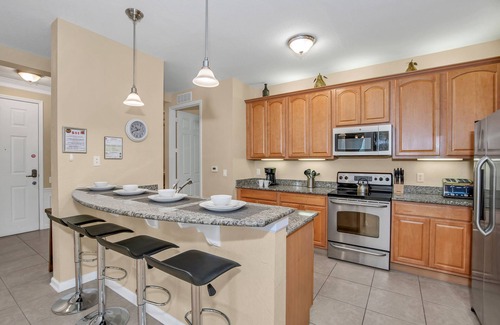 Florida Central Atlantic Coast Condo | Tropical Condo W/Balcony Near I-Drive, Universal, Heated Pool, BBQ