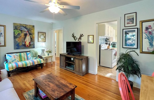 Gulfport House | Tyn & Marty's Old-Fashioned Beach Cottage