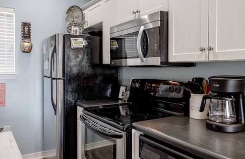 Pensacola Beach Condo | Updated with Beach Condo Decor - Very Upscale, Yet Comfortable - Baywatch H3