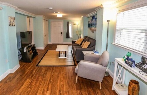 Fort Myers Beach House | Upgraded home w. natural outdoor setting, steps to beach