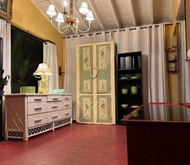 Old Northwood Historic District House | 117 m² House ∙ 3 bedrooms ∙ 8 guests