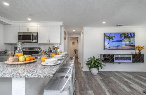 Disston Heights House | Utica House /10M Beach & 10M Downtown /Families/Patio