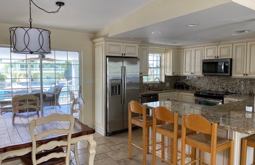 Islamorada House | Venetian 4/4 Waterfront Canal Home W/Pool, 70' Dock w/access to ocean and bay