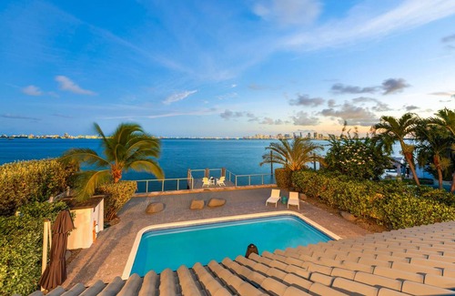 North Bay Village Villa | Villa ∙ 4 bedrooms ∙ 8 guests
