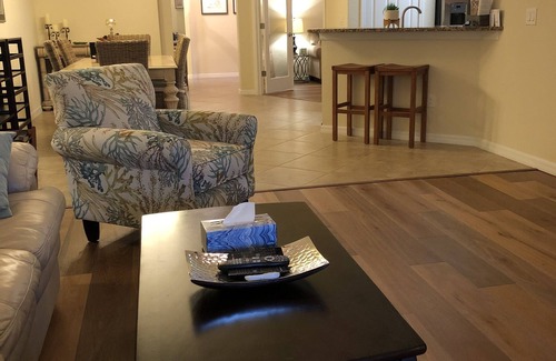 Gran Paradiso Villa | Villa Acqua - Sunset Lake View, Resort Amenities Near Golf, Beach & Restaurants!