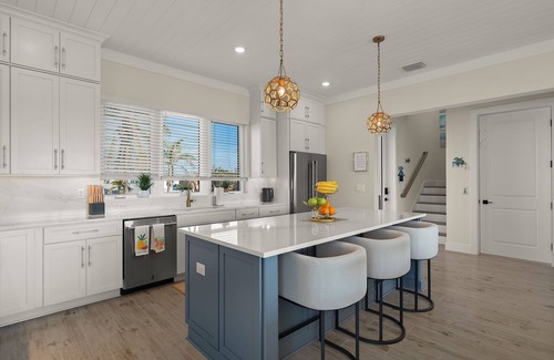 Mid Island House | Villa Capri · 2025 Luxury Build · Steps to Beach