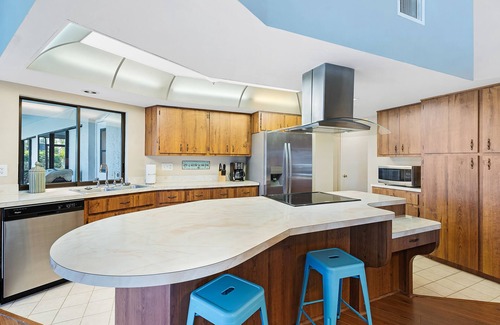 Pelican House | Villa Tara - 3/2 Heated Pool on Gulf Access
