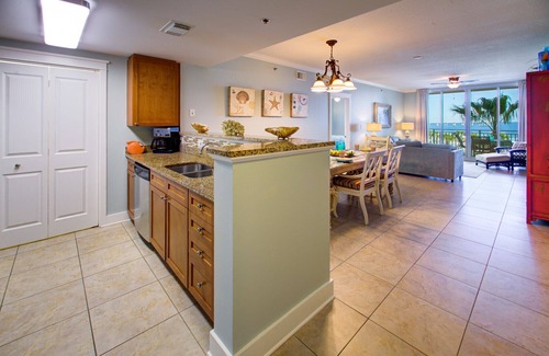 Fort Walton Beach Condo | Waterscape A305: 2 K Suites; Buckrm-1/2 bath; 9/13-17 20% off 199! Gulf Views