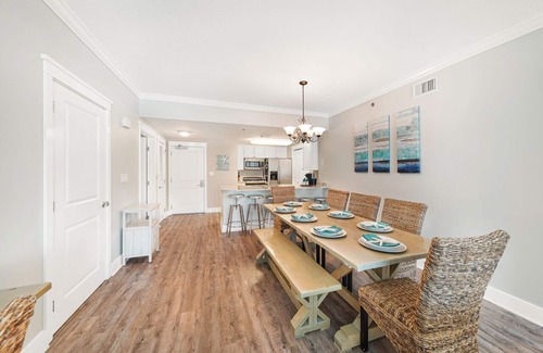 Fort Walton Beach Condo | Waterscape A317 ~ 2BR + Bunkroom ~ Beach Service!