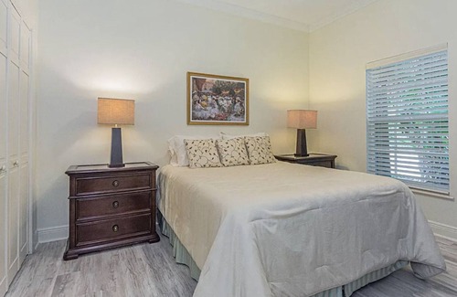 Gifford Condo | Wonderful vacation home for tennis lovers or casual stay, 8 mins from the beach